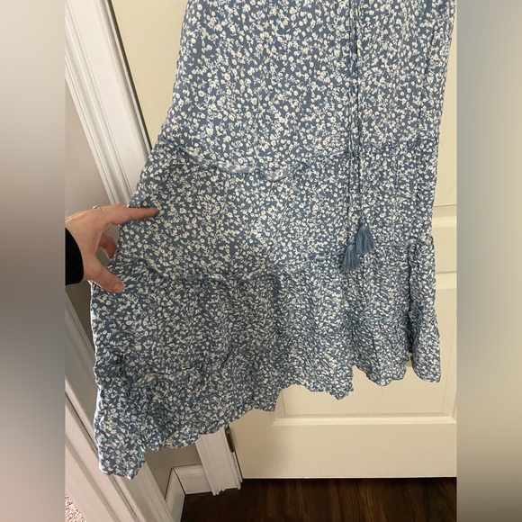 NWT floral dress - size XS - Picture 2 of 6